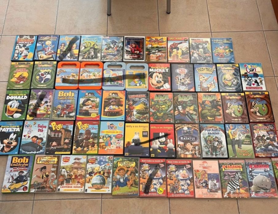 Coleção de 61 DVDs/Filmes infatis