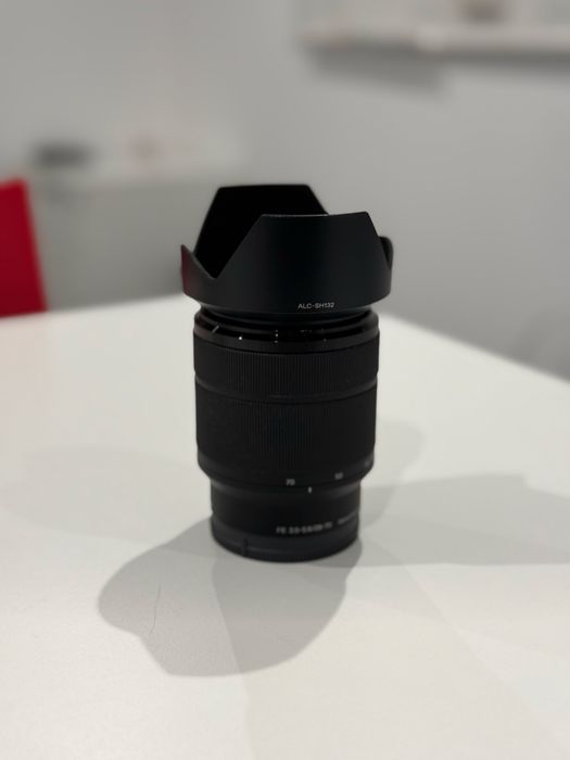 Lente Sony 28-70mm f 3.5-5.6  OSS