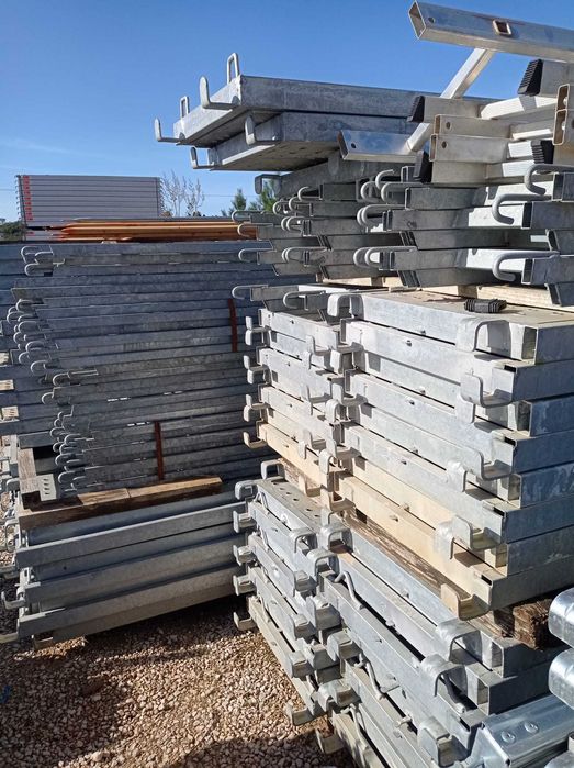 Plataforma Galvanizada C / Escada Para Andaime Europeu - Novo