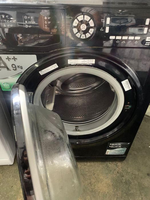 maquina de lavar AEG preta