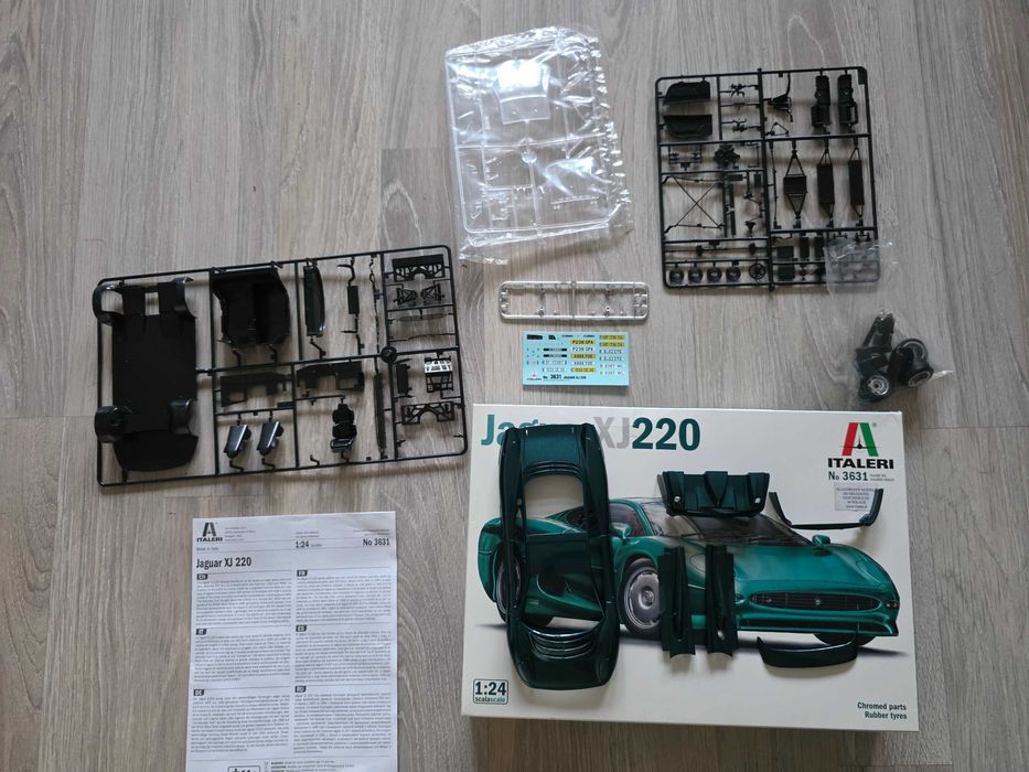Italeri 3631 Jaguar XJ220