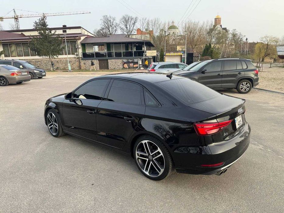 Продам AUDI A3 2019