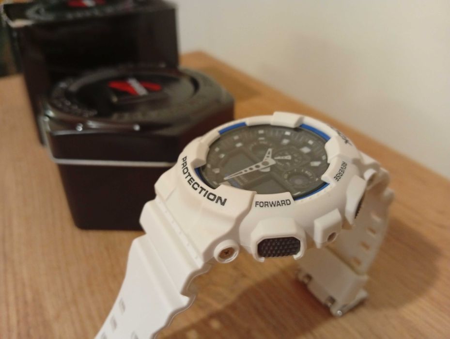 Zegarek męski Casio G-Shock GA-100B-7AER Nowy.