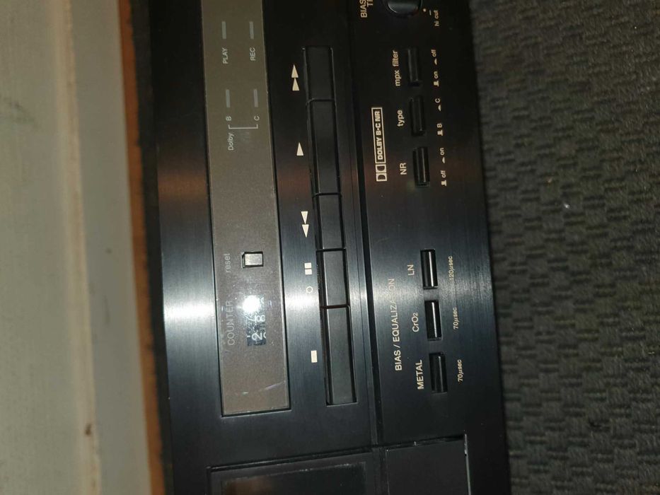 Odtwarzacz kasetowy HARMAN KARDON TD212 w pelni sprawny