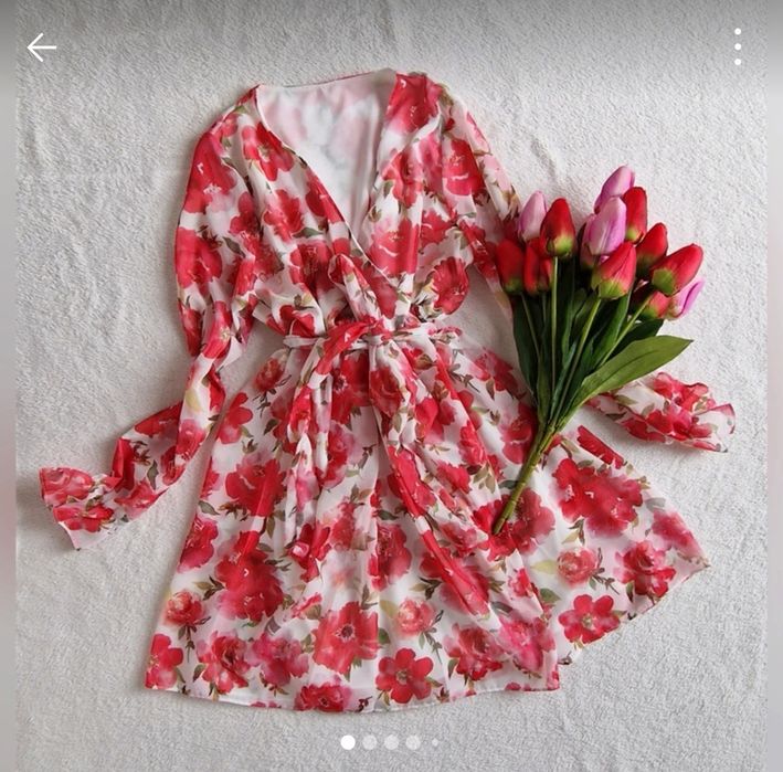 Kremowa sukienka w kwiaty S/36