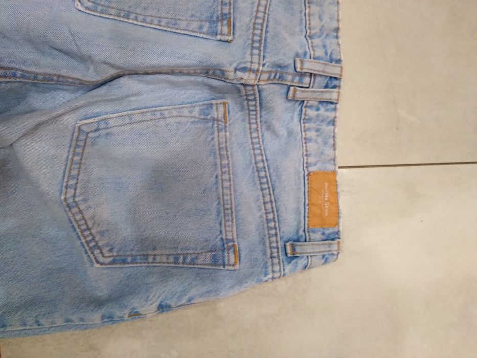 Spodnie jeans Bershka rozm 36,Pas 70cm