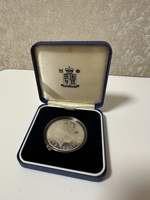 Монета 5 доларів Австралія