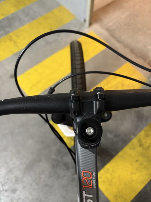 Bicicleta ST120 com algumas alterações para manobra