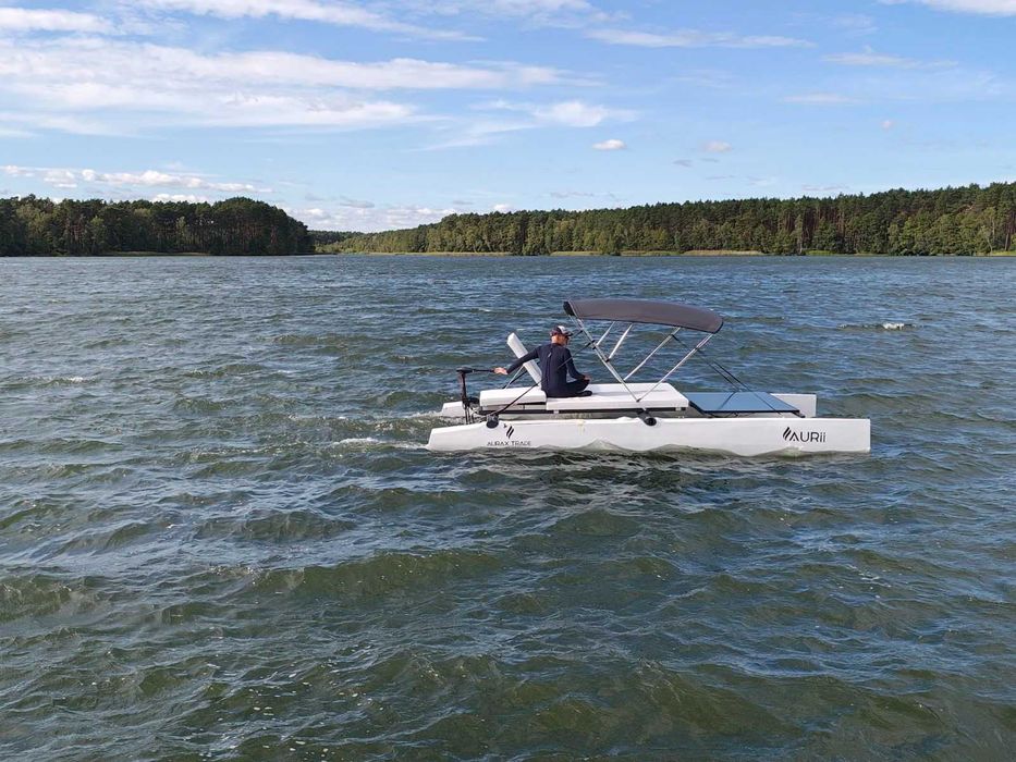 Katamaran AURII V.01 - SOLAR silnik elektryczny 55/60 lbs