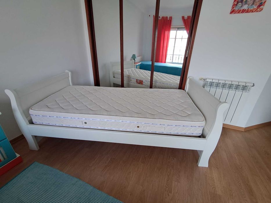 Camas individuais - conjunto