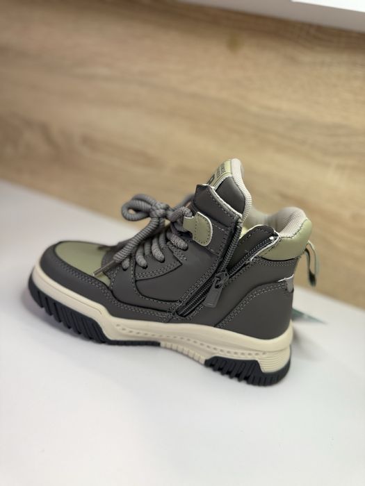 Зимові кросівки р.32-37