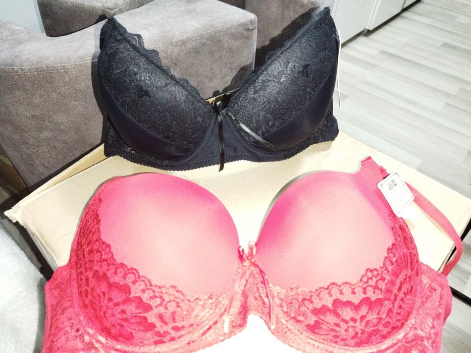 Zestaw Biustonoszy Jassire Typu Full Cup 40/90C