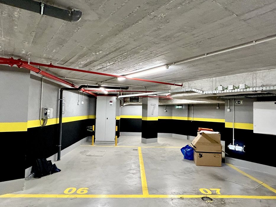 Arrendamento T2 mobilado, com vista e garagem no coração de Lisboa
