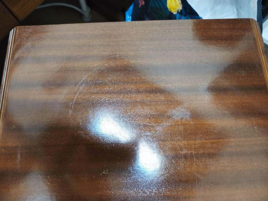 Mesa de cabeceira