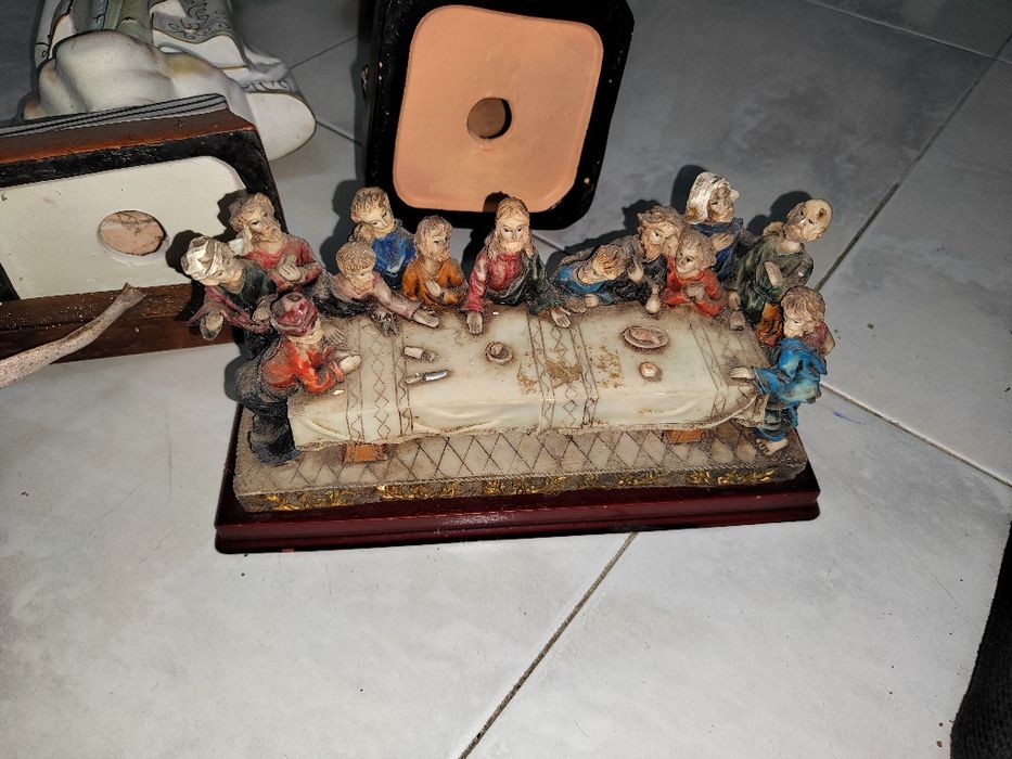 A Ultima Ceia - Figura Porcelana