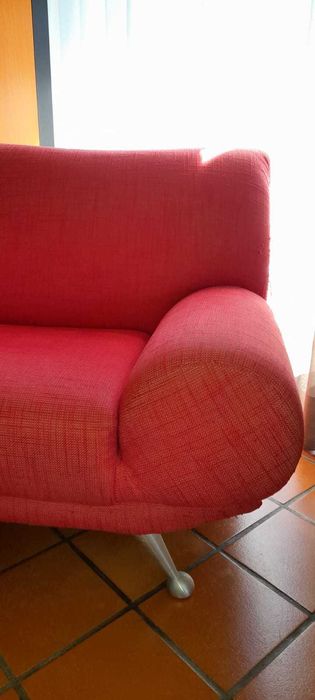 Sofá vermelho chaise longue