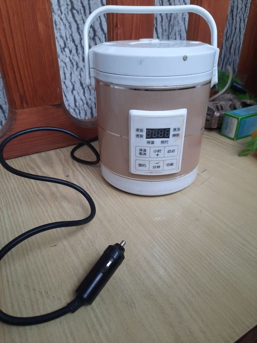 Мультиварка рісоварка автомобільна.
