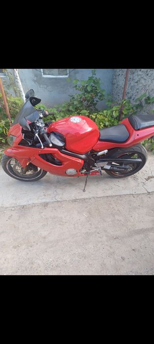 Продаю мотоцикл 600 кубовий