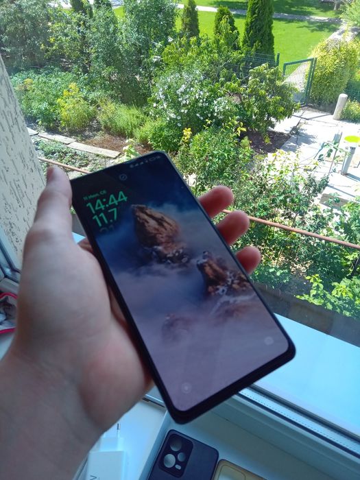 Redmi Note 12 Pro 5G 6/128GB (Global) в отличном состоянии б/у почти даром! Самсунг, айфон, андроид.