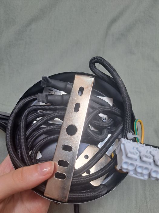 Lampa z trzema kloszami