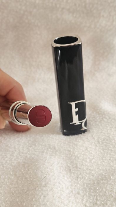 Dior Addict - Batom brilhante recarregável - 90% de origem natural