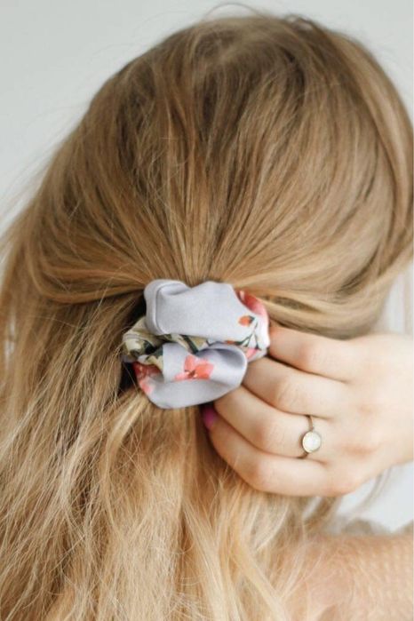 Gumka do włosów typu scrunchie