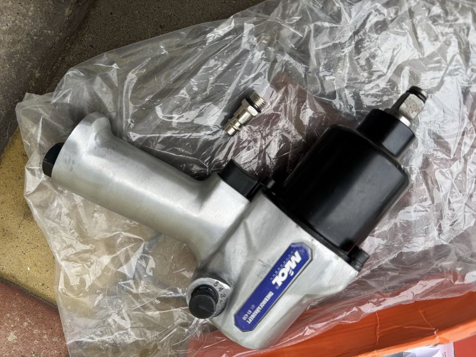 Гайковерт автоматический miol 1/2. Новый