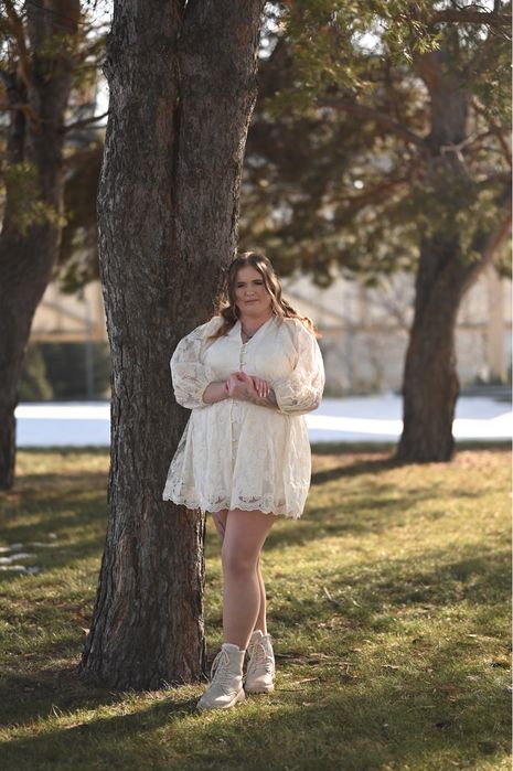 Продам бежеву сукню