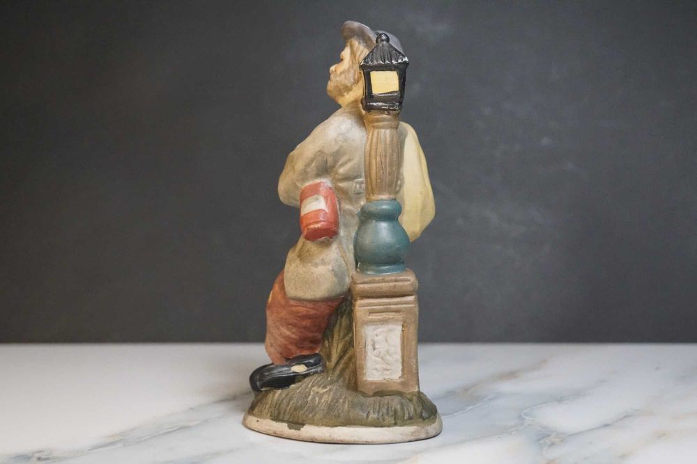 Figurka porcelanowa: Włóczęga. Vintage