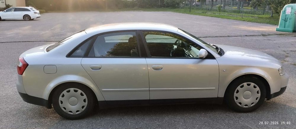 Audi A4 B6 1.6 benzyna