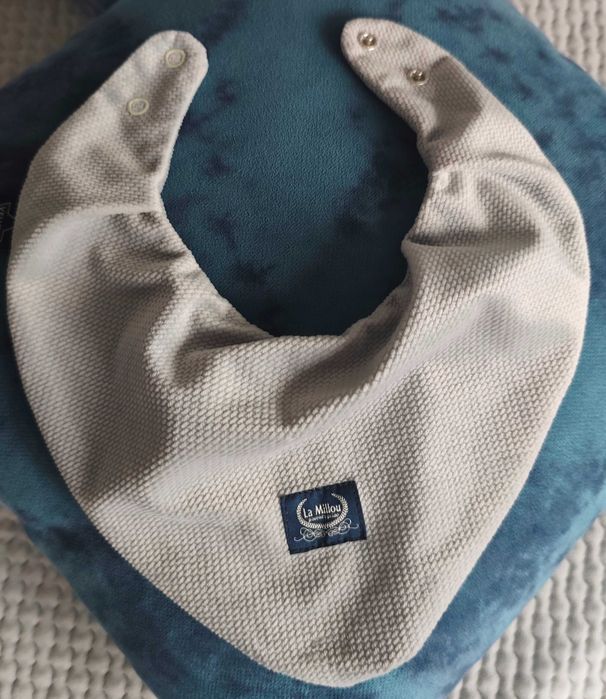 La Millou śliczna apaszka Velvet Dark Grey