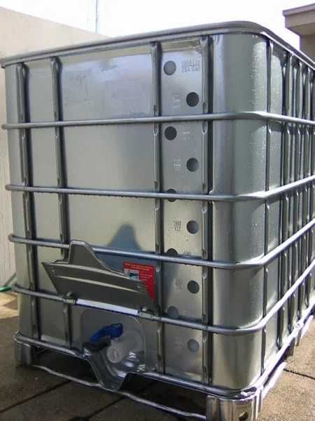 Deposito plástico chapeado de 1000 Litros Lavado