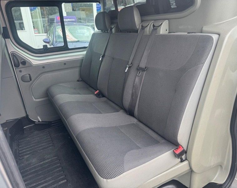 Опель Виваро 2.0 dci