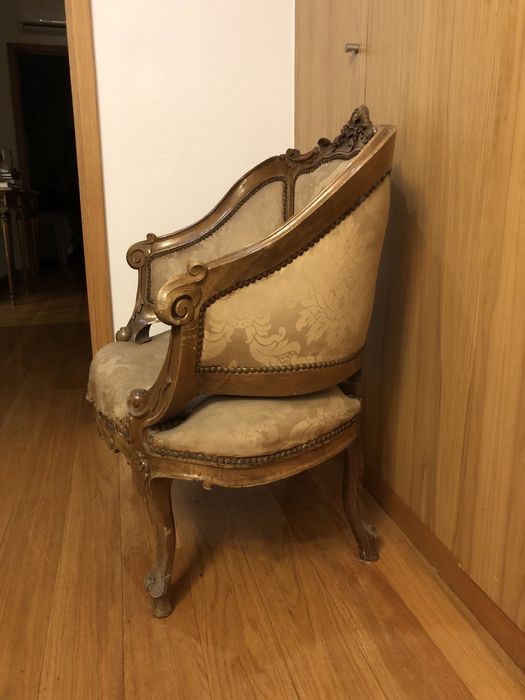 Cadeirão estilo Luís XIV
