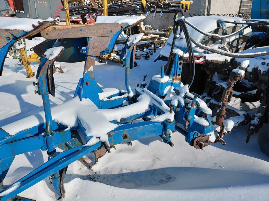 Продається трактор хтз17221