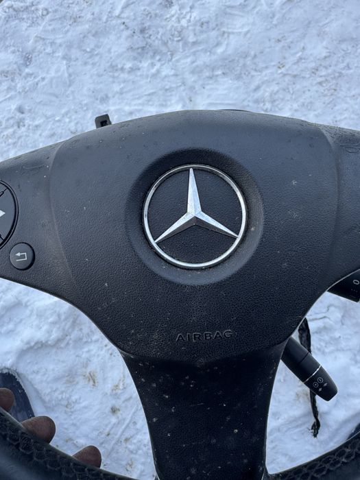 Продам руль мерседес