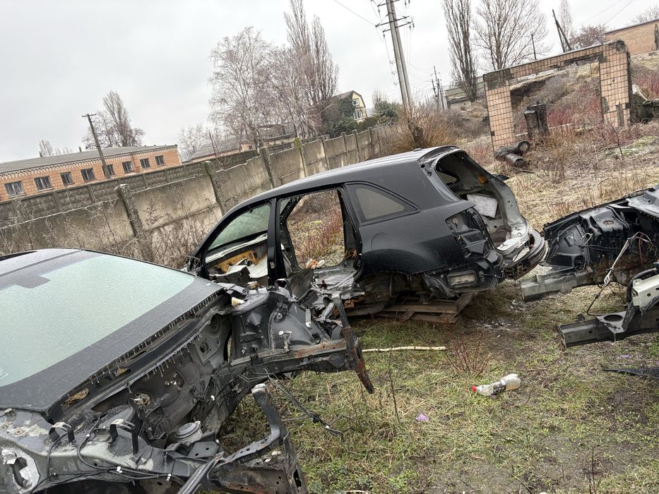 Кузов четверть пороги криша Acura MDX YD2