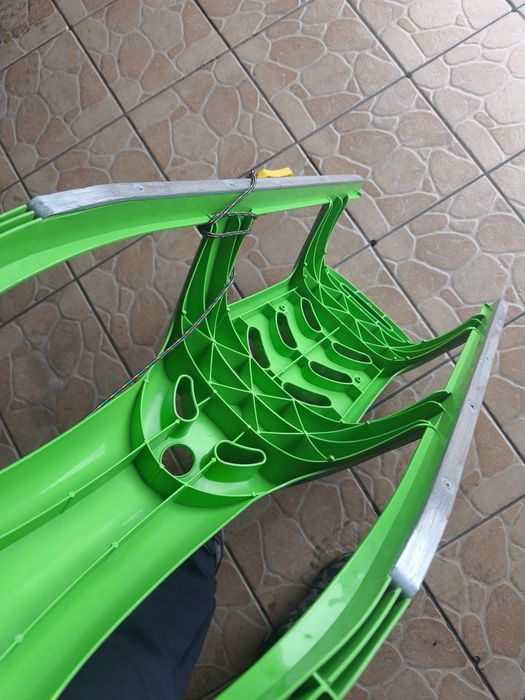 Sanki lekkie wytrzymałe.