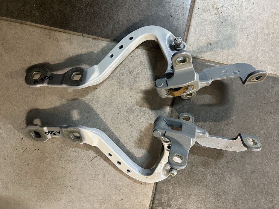Петлі кришки багажника BMW X3 G01 7397316 7397315