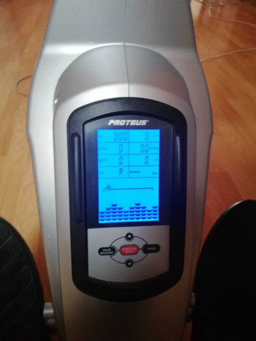 Wioślarz Proteus PMR-3000
