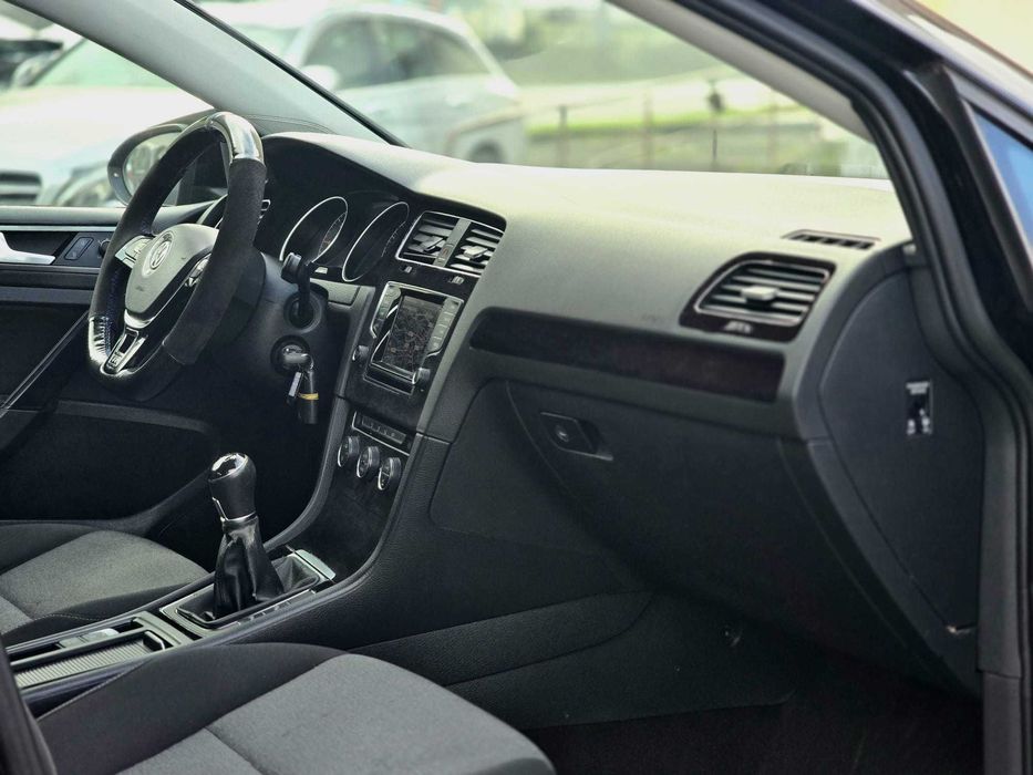 VOLKSWAGEN GOLF VII 1.6TDI 110CV "LOOK GTI"
