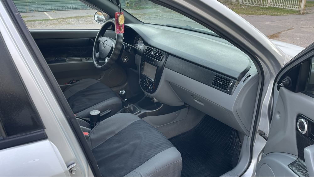 Продам Chevrolet-Lacetti