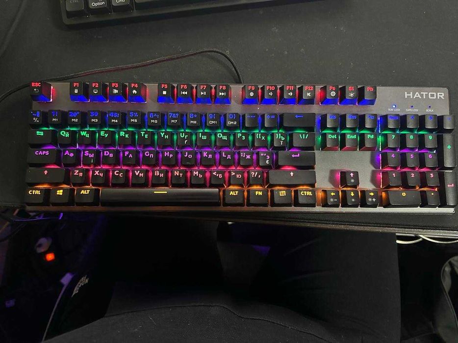 Клавіатура Hator Starfall Outemu Blue (HTK-609) в ідеальному стані