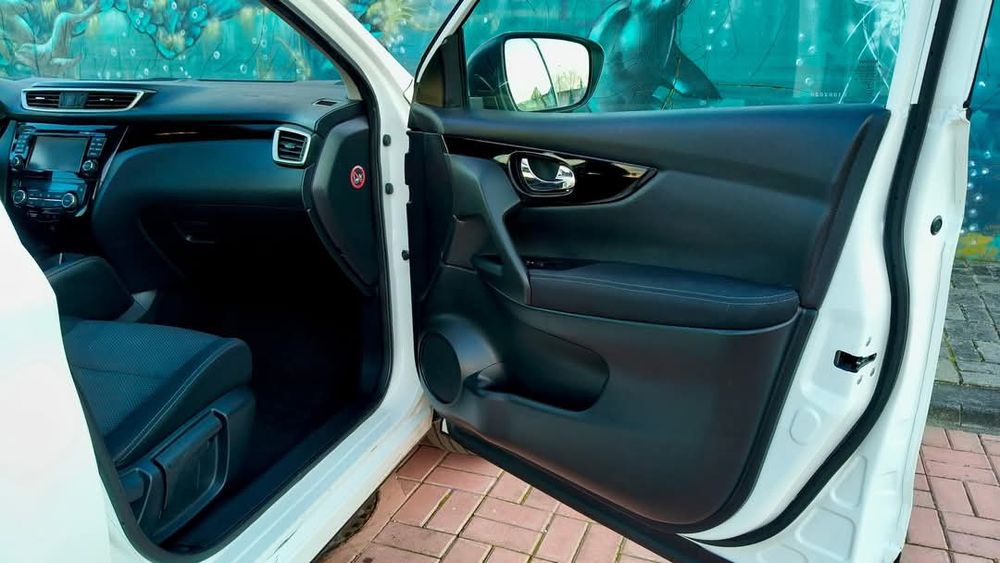 Nissan Qashqai, 1.5 DCI, 110 CV, full extras