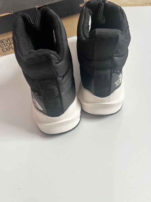 Черевики жіночі The North Face THERMOBALL нові