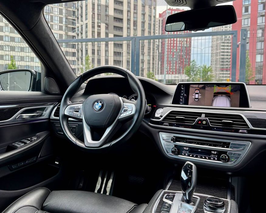 Продаж BMW 750LI