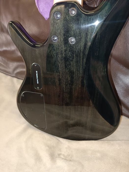 Baixo elétrico IBANEZ GSR205SM-NGT - 5 cordas