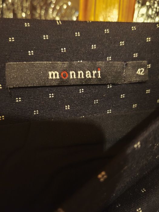Elegancka spódnica Monnari.