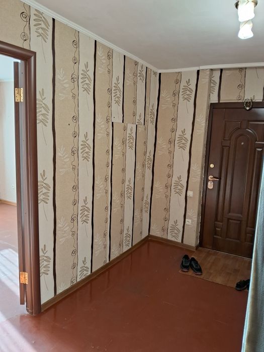 Продам двокімнатну квартиру