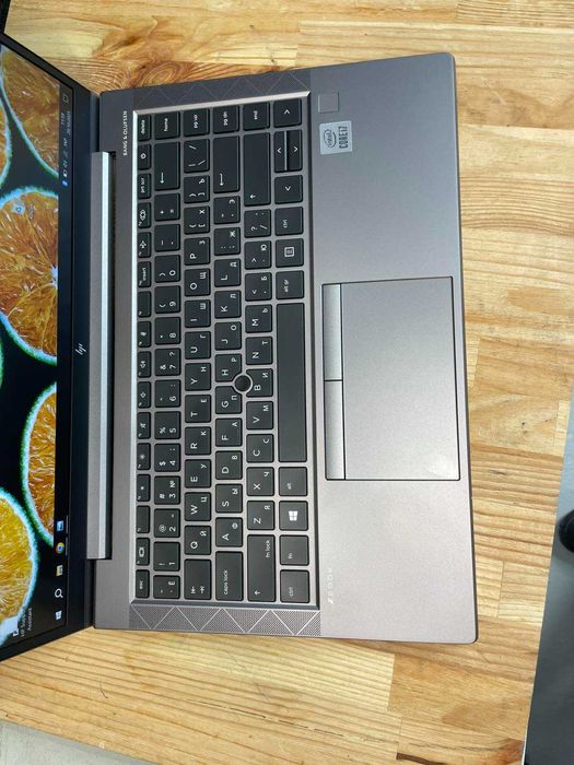 HP ZBook 14 G7 для професійної роботи та навчання є кількість